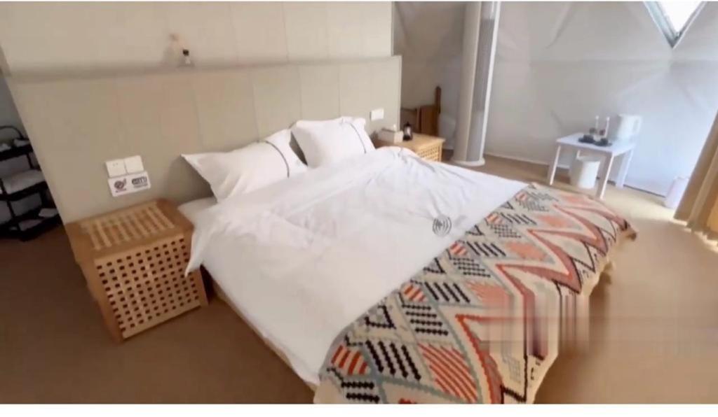 Caravans Park & Glamping Tents In The Vineyard Villa Turda Exterior foto
